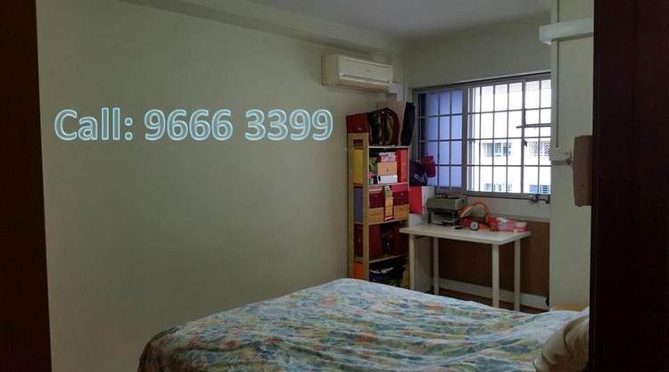 Hougang Avenue 8 thumbnail photo